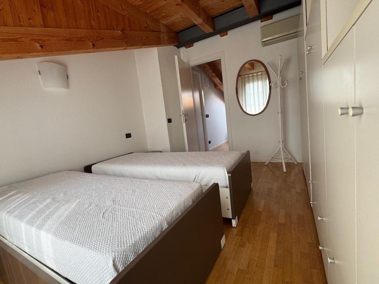 Marconi Deluxe Apartment