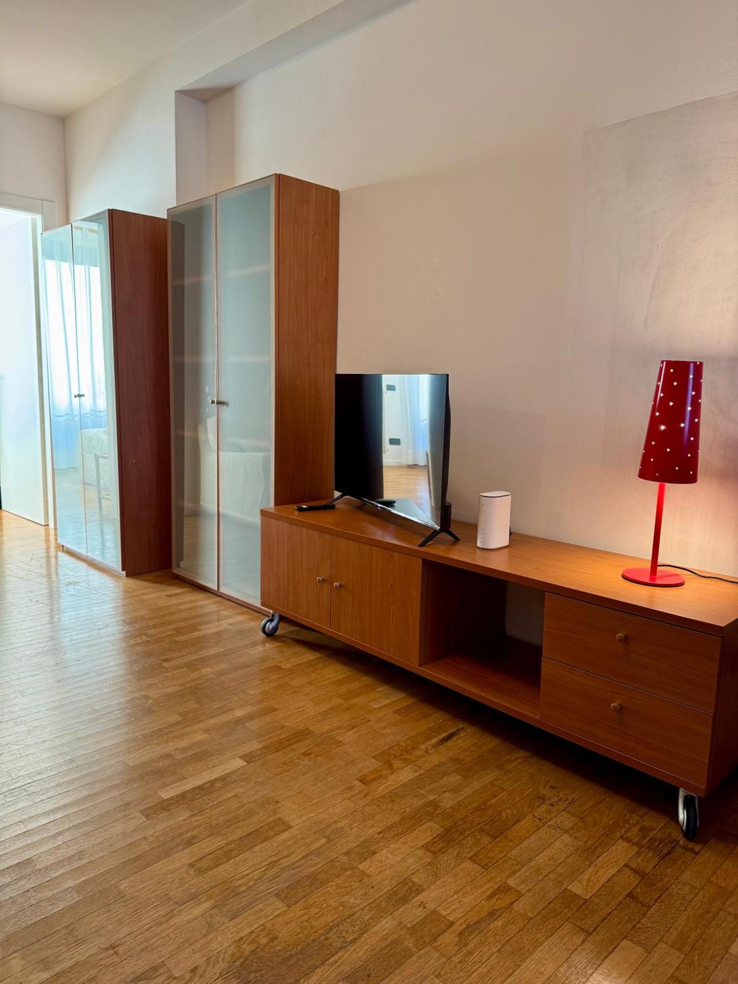 Marconi Deluxe Apartment